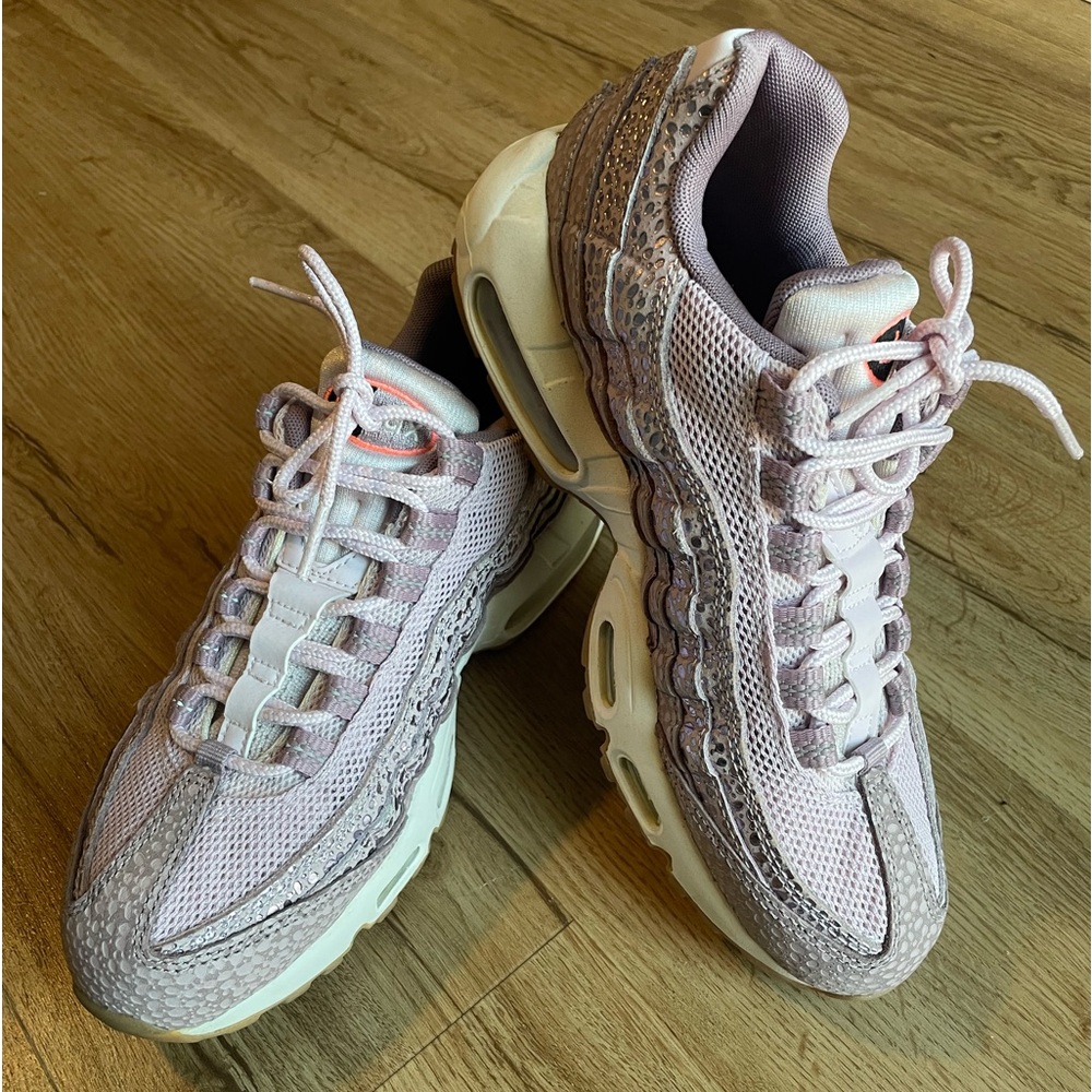 Air Max 95 Premium 'Bleached Lilac Safari' Sneakers